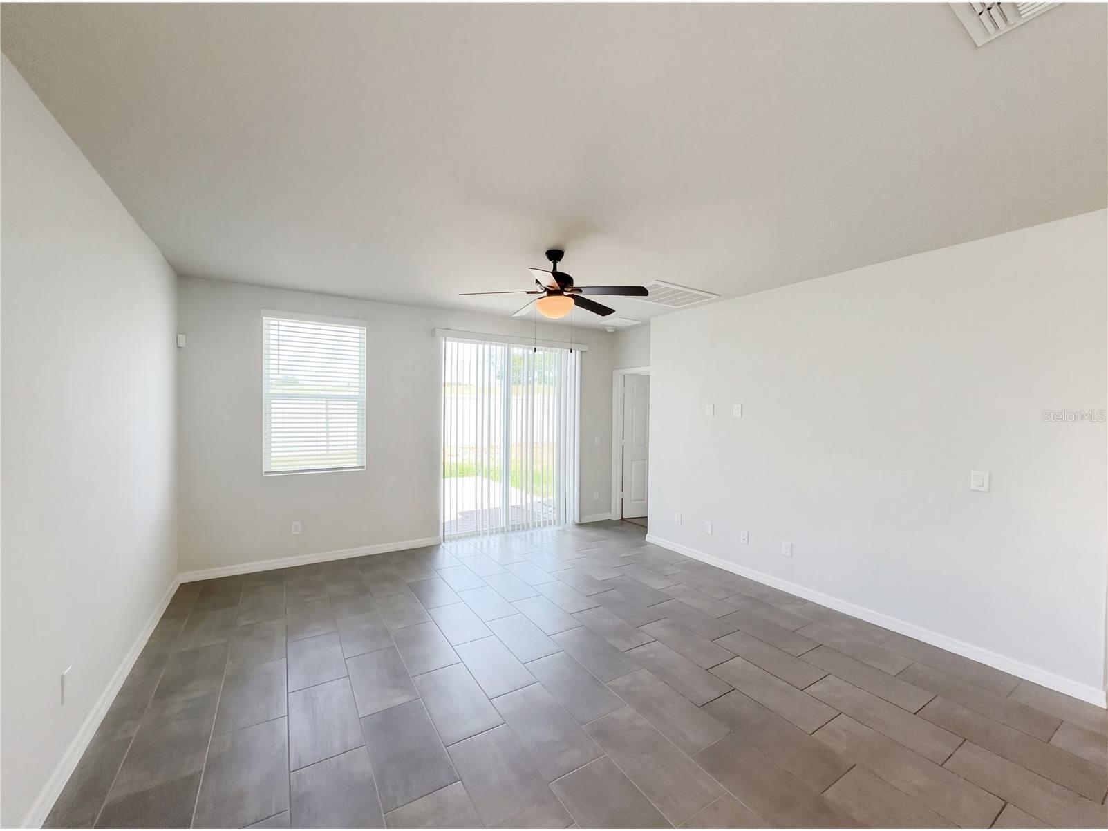 3092 Bella Vista Drive Davenport FL 33897 O6389378 image3