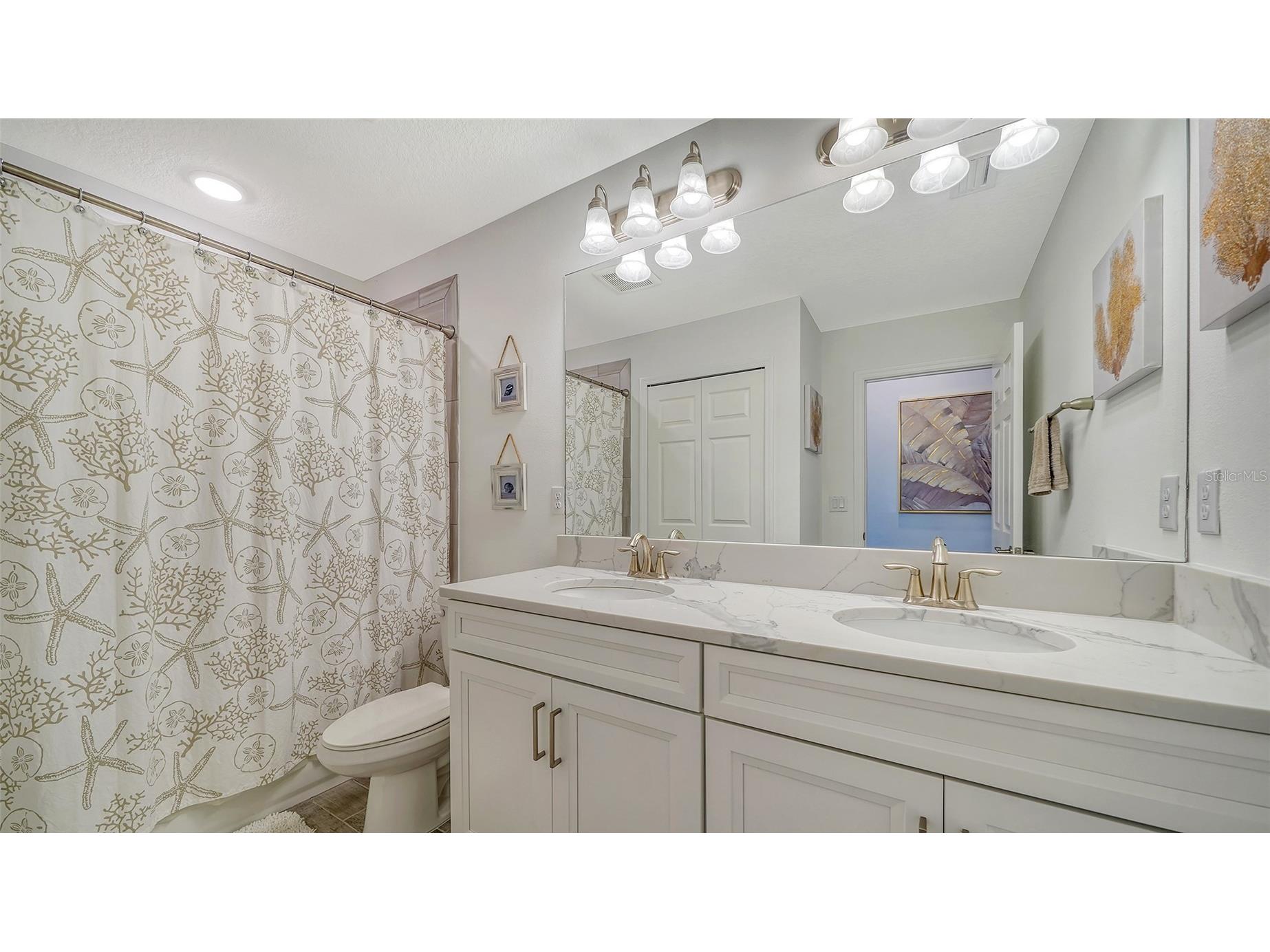 3092 Via Sienna Circle Sarasota FL 34243 A4695432 image33