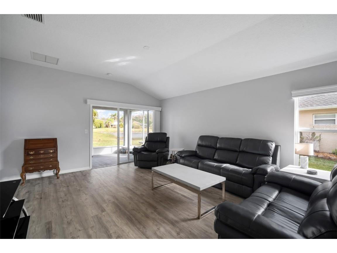 30927 Whitlock Drive Wesley Chapel FL 33543 TB8457964 image2