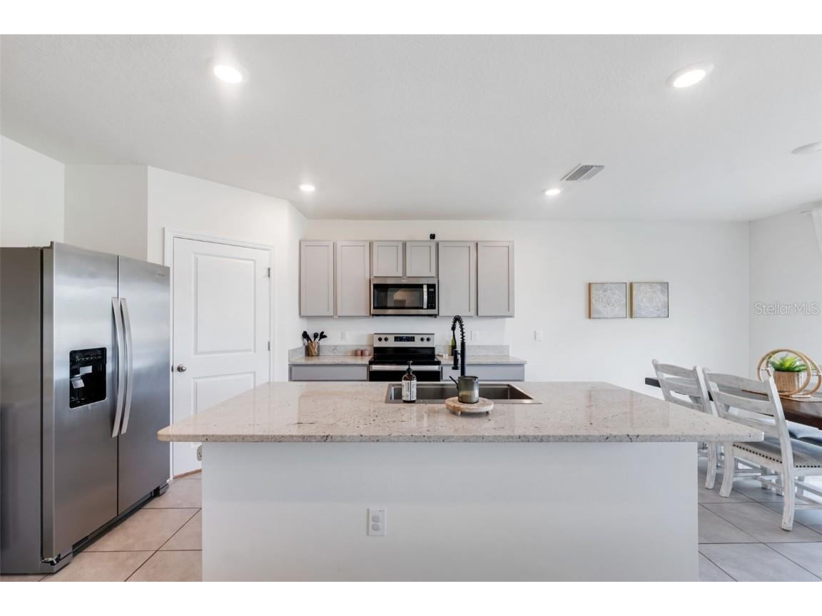 30935 Penny Surf Loop Wesley Chapel FL 33545 W7879248 image14