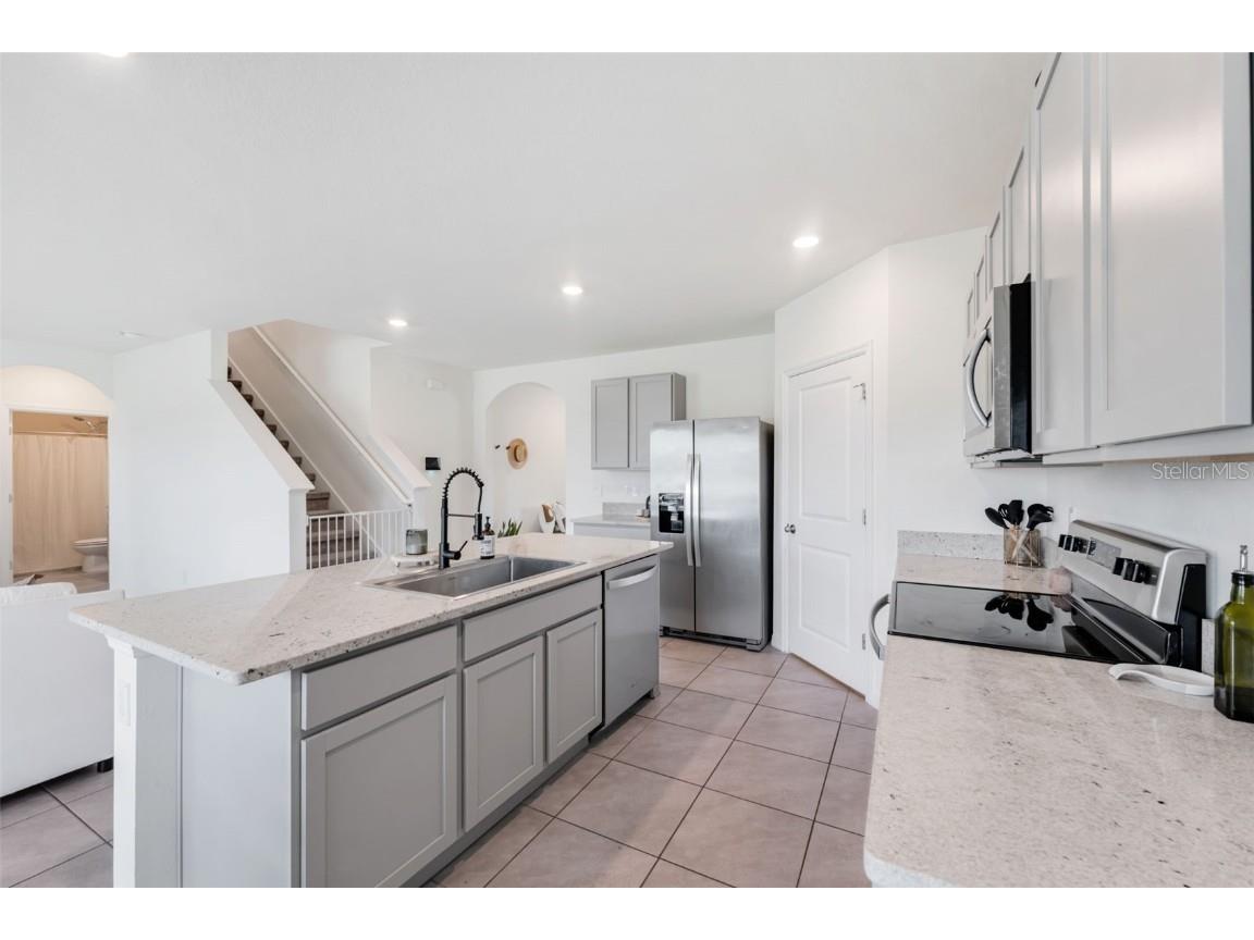 30935 Penny Surf Loop Wesley Chapel FL 33545 W7879248 image16