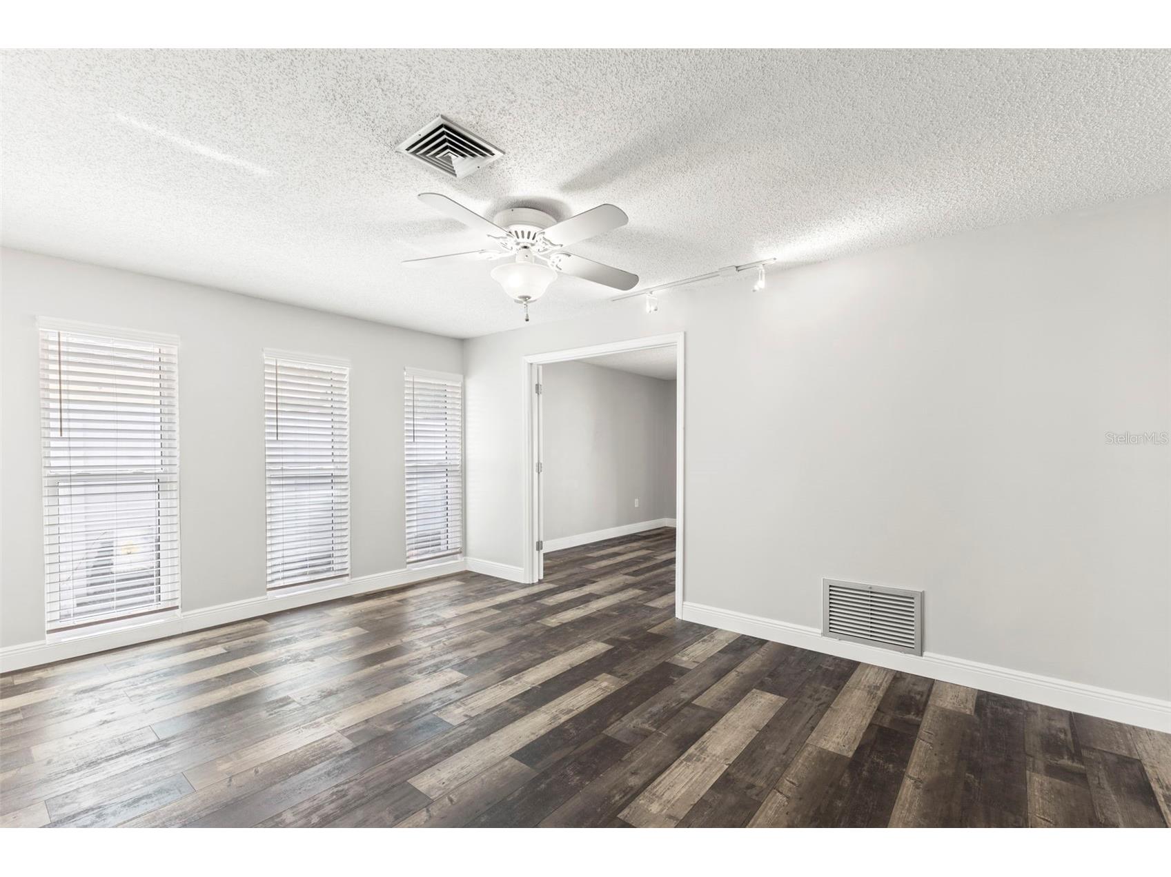 3097 Haverford Drive Clearwater FL 33761 TB8530649 image8