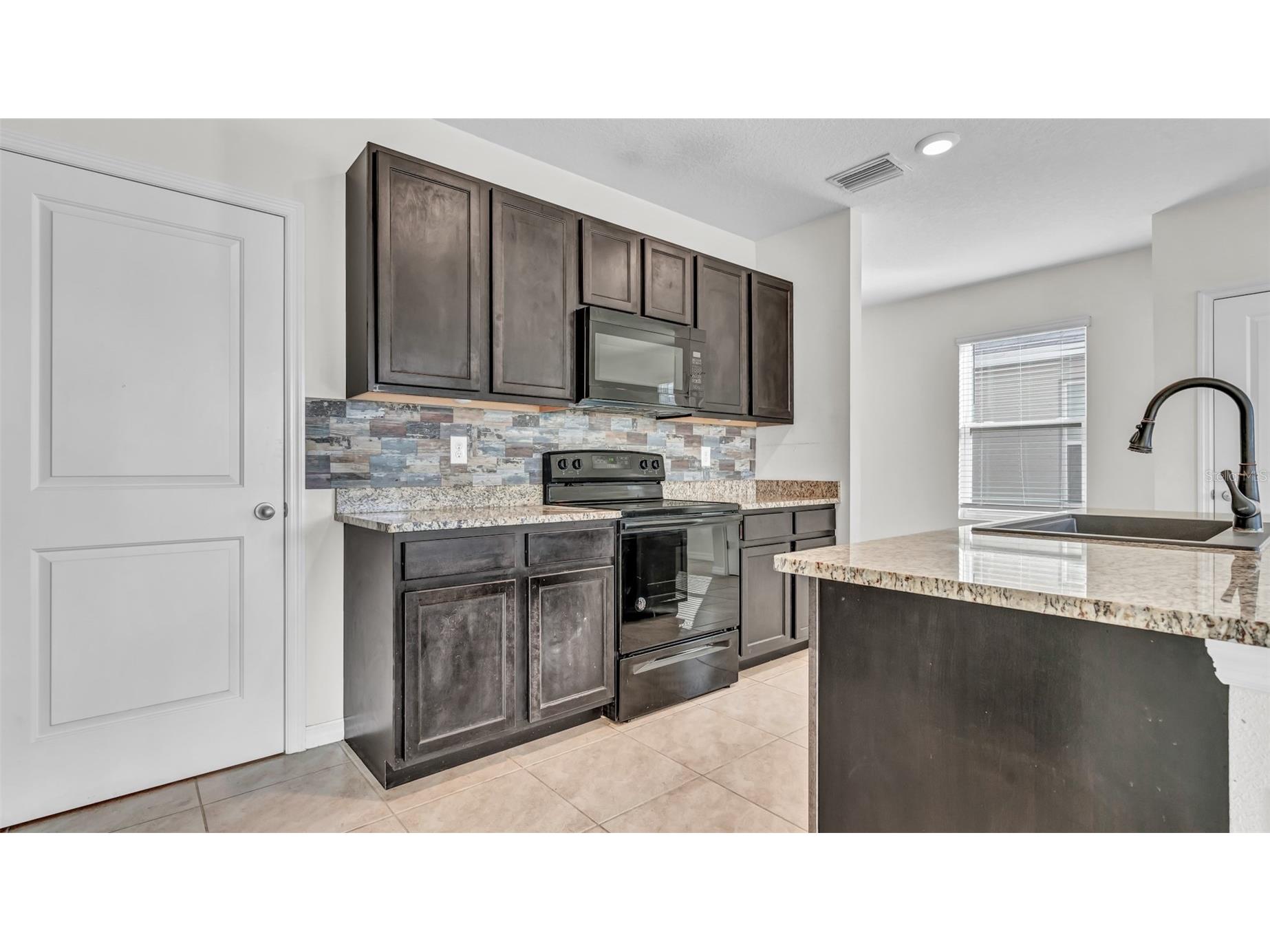 3097 Suncoast Plains Drive Odessa FL 33556 TB8527372 image8
