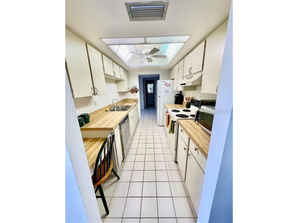 3097 Willow Green #32 Sarasota FL 34235 A4671572 image11