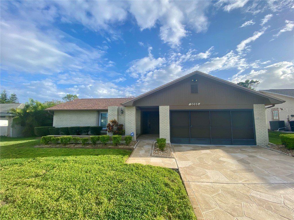 3098 E Dorchester Drive Palm Harbor FL 34684 - LAKE TARPON TB8433251 image1