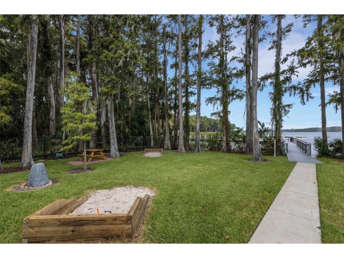 3098 E Dorchester Drive Palm Harbor FL 34684 - LAKE TARPON TB8433251 image79