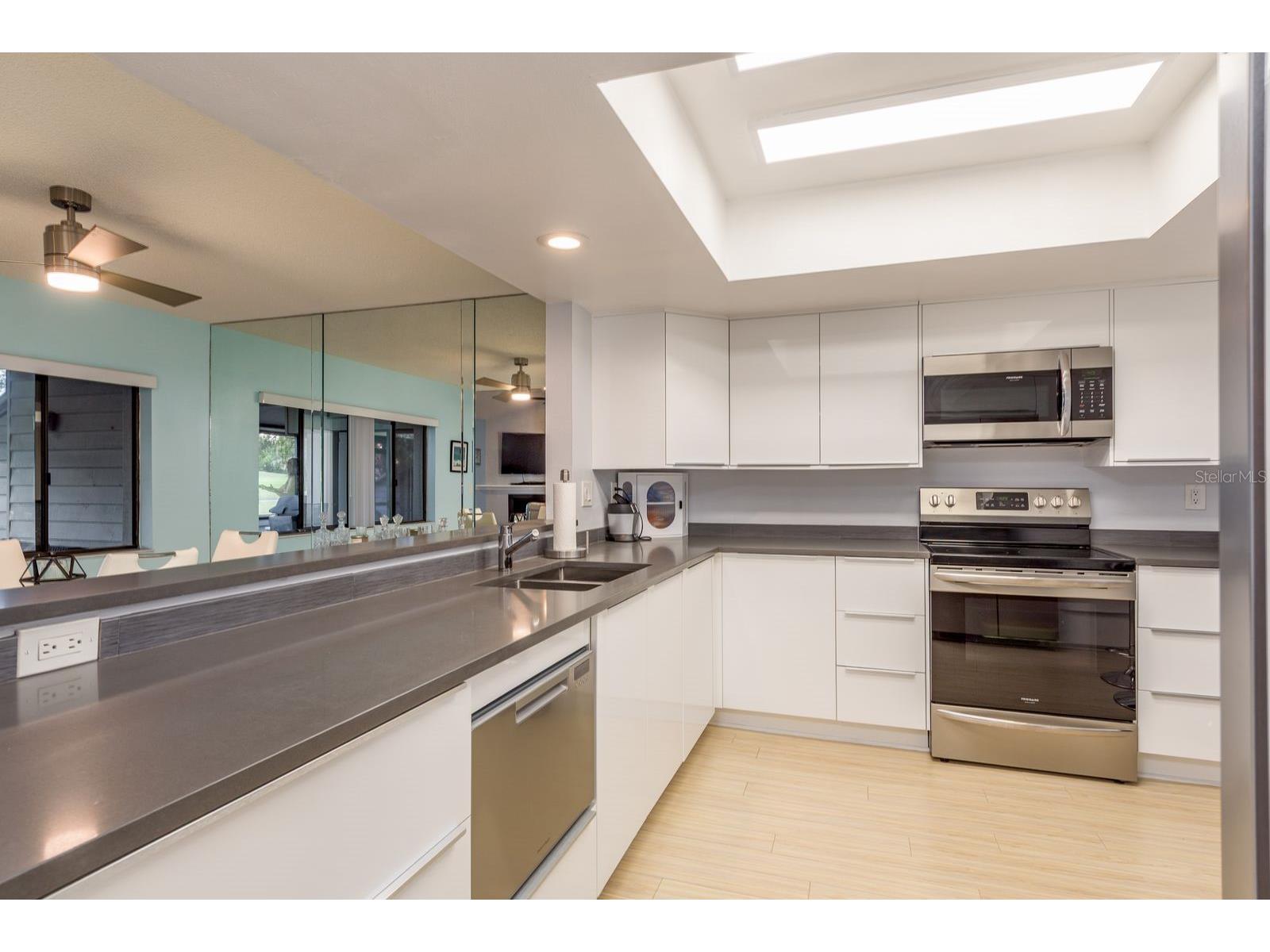 3098 Eagles Landing Circle W Clearwater FL 33761 TB8458249 image10