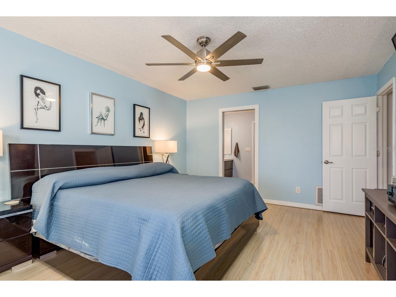 3098 Eagles Landing Circle W Clearwater FL 33761 TB8458249 image33