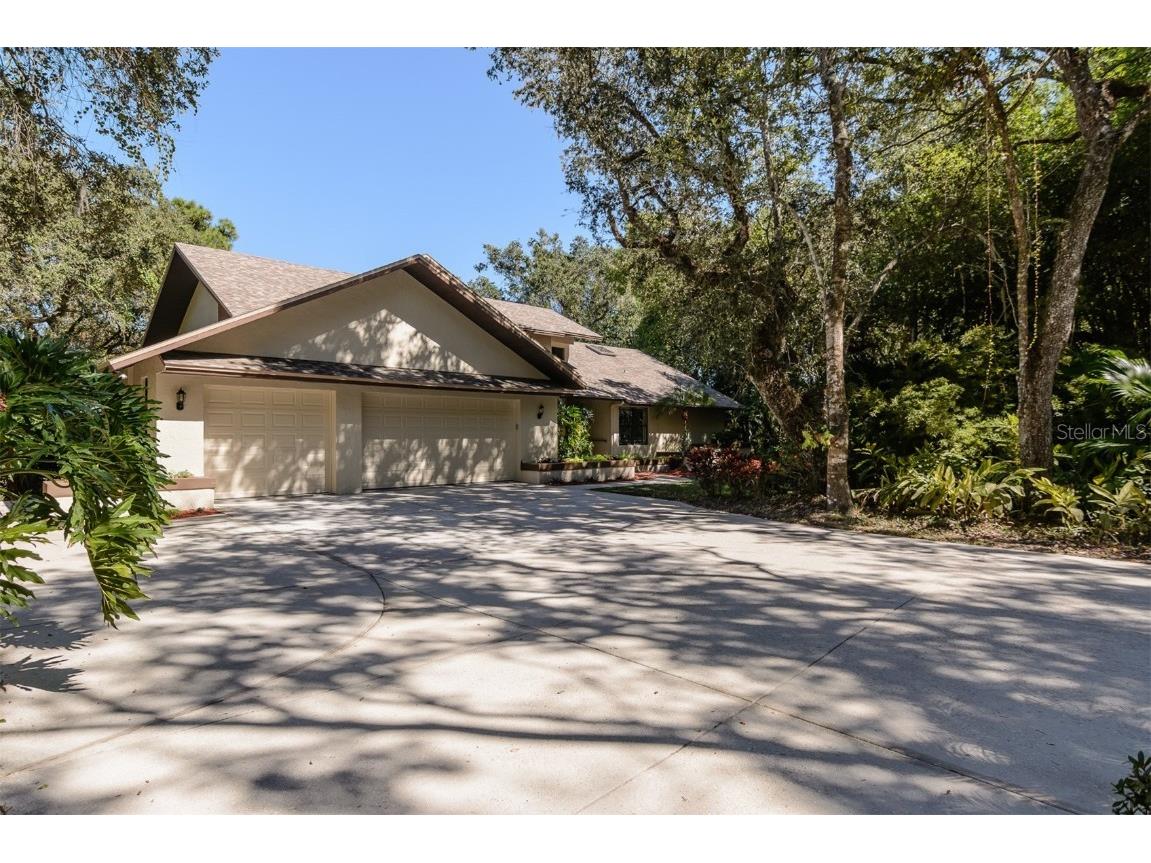 3098 Oak Creek Drive N Clearwater FL 33761 U8219534 image1