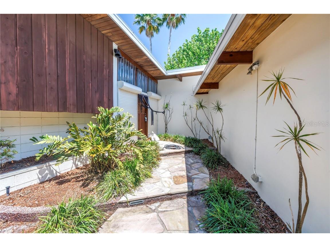 31 Dolphin Drive Treasure Island FL 33706 TB8385856 image8