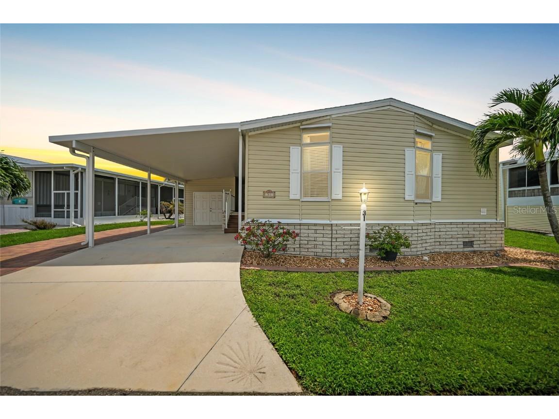 31 Freeman Avenue Punta Gorda FL 33950 C7496231 image1