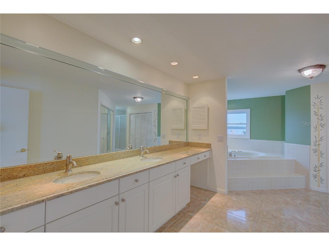 31 Freshwater Drive Palm Harbor FL 34684 TB8450717 image13