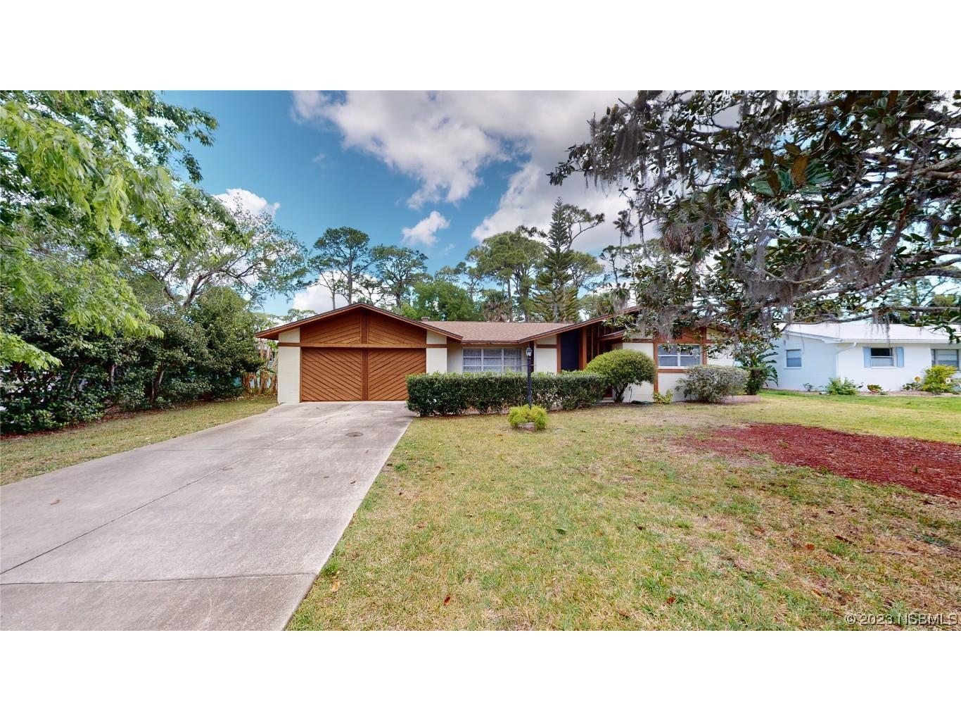 31 Fairway Circle New Smyrna Beach FL 32168 NS1074141 image1