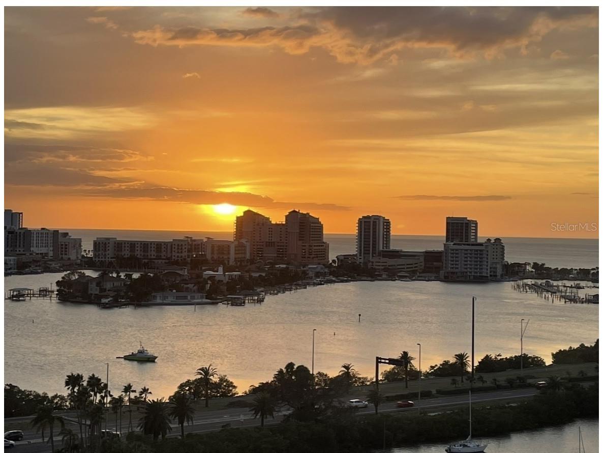 31 Island Way #1403 Clearwater Beach FL 33767 TB8384452 image2