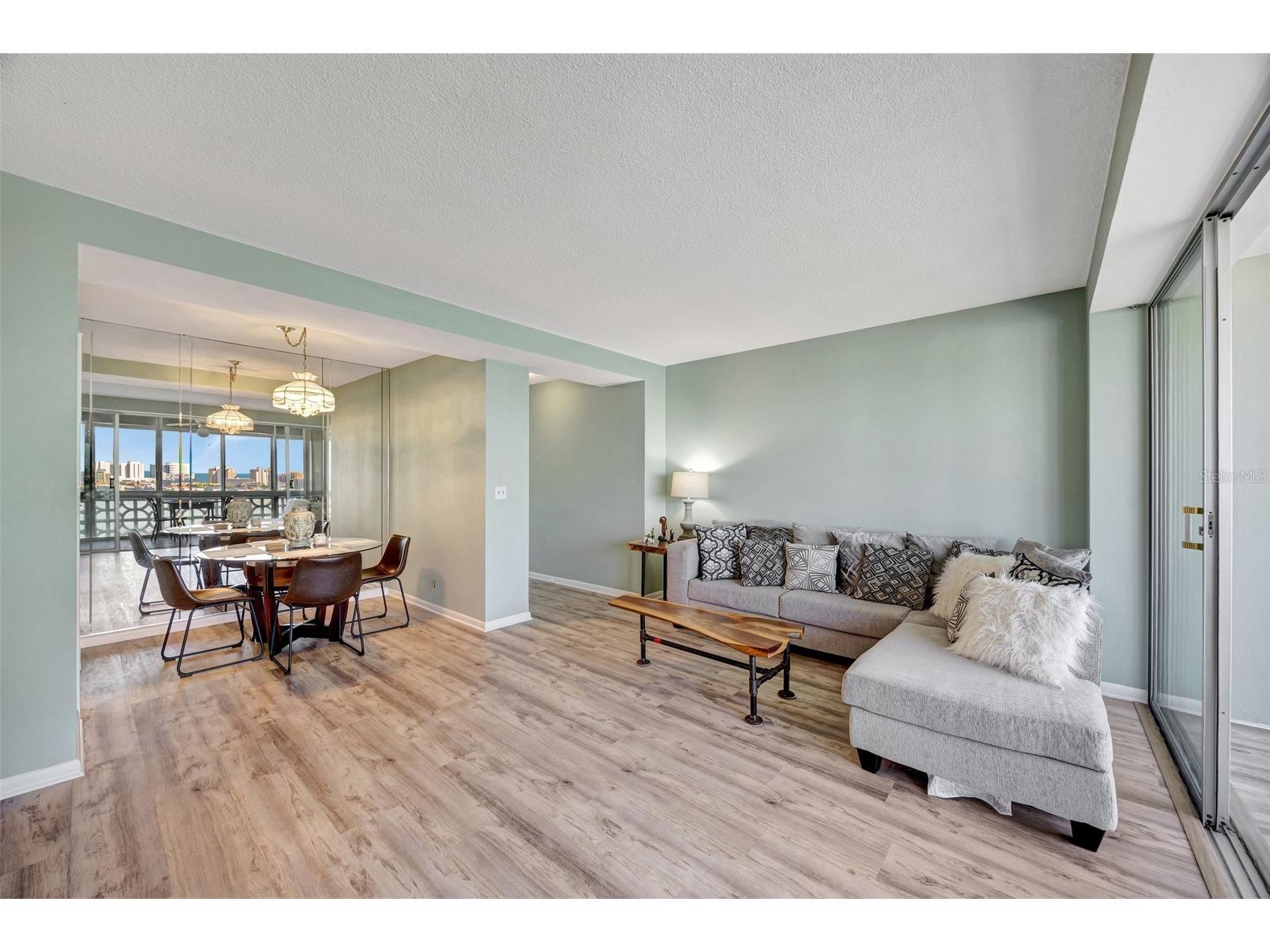 31 Island Way #1403 Clearwater Beach FL 33767 TB8384452 image21