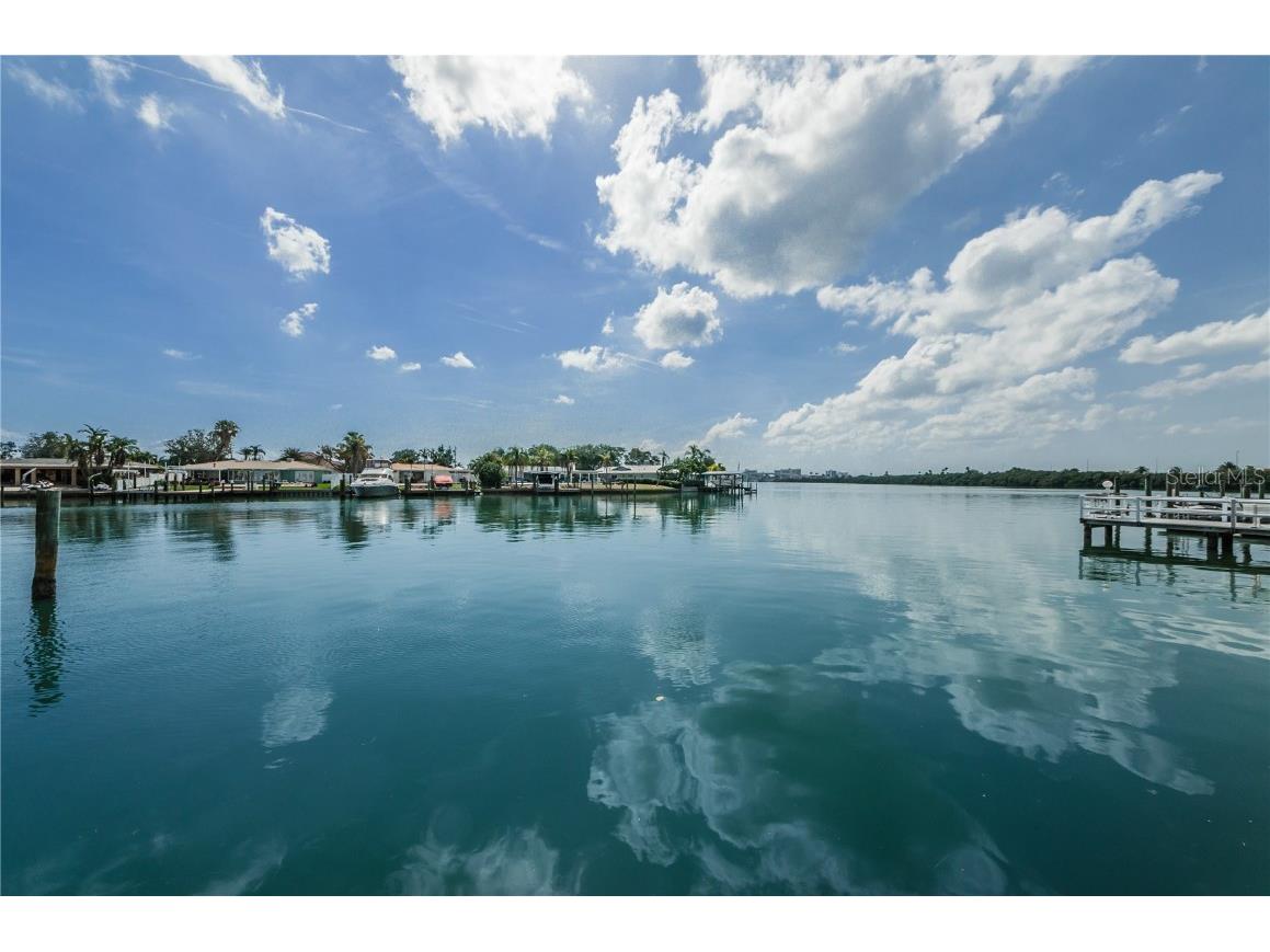 31 Island Way #408 Clearwater Beach FL 33767 TB8430173 image28