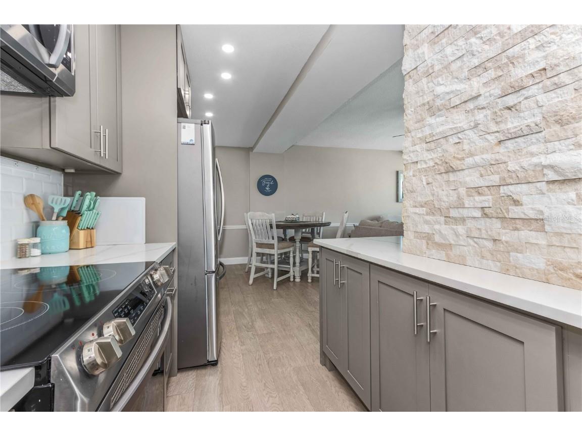 31 Island Way #409 Clearwater Beach FL 33767 TB8451462 image11