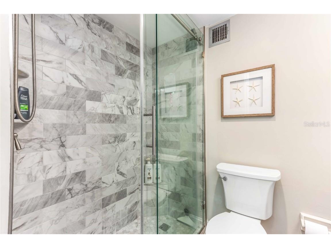 31 Island Way #409 Clearwater Beach FL 33767 TB8451462 image24