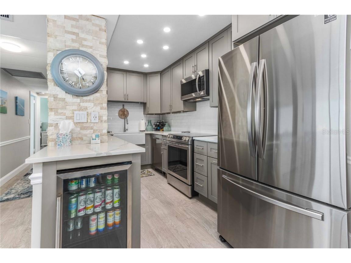 31 Island Way #409 Clearwater Beach FL 33767 TB8451462 image8