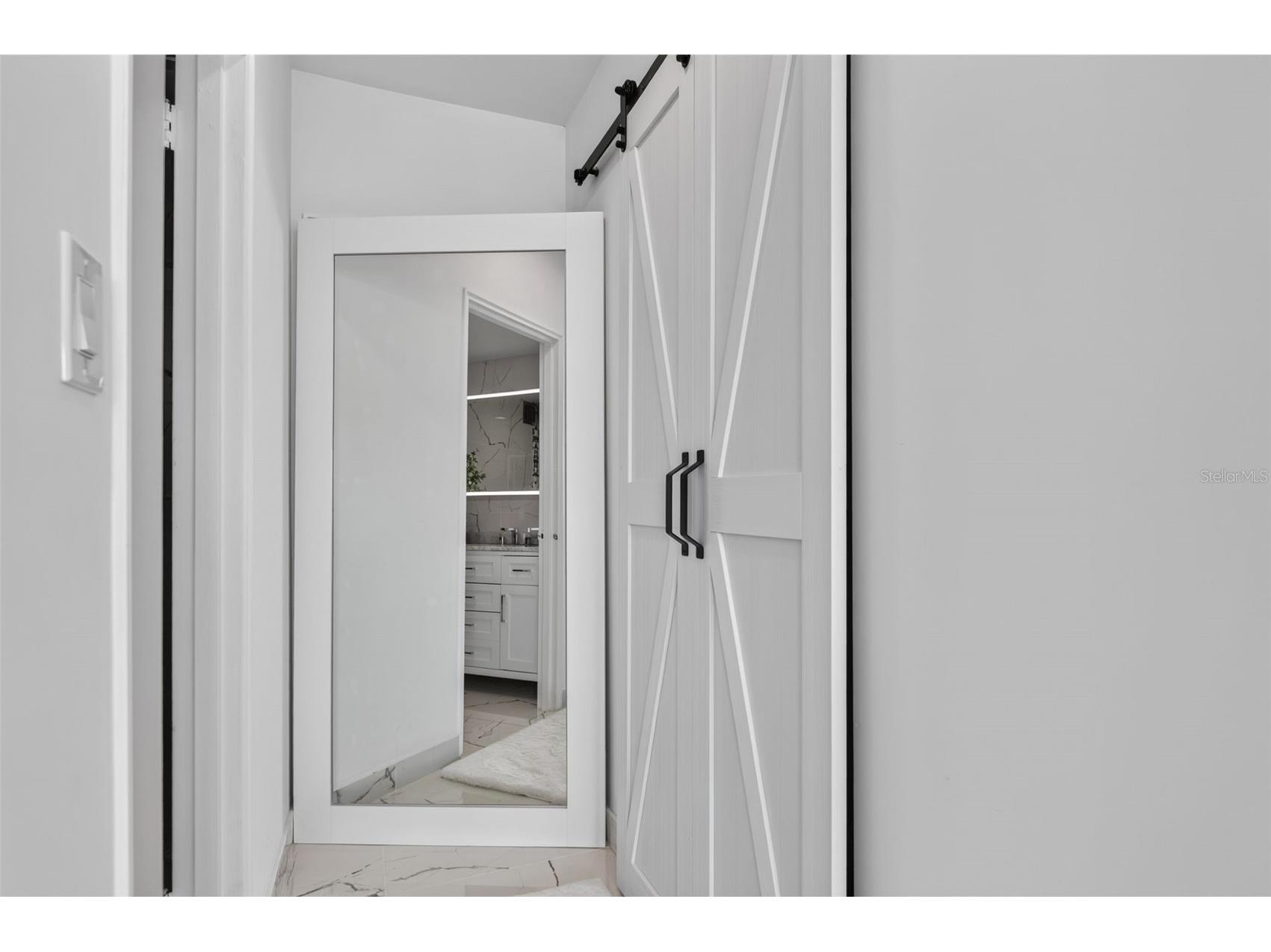 31 Island Way #508 Clearwater Beach FL 33767 TB8526670 image25
