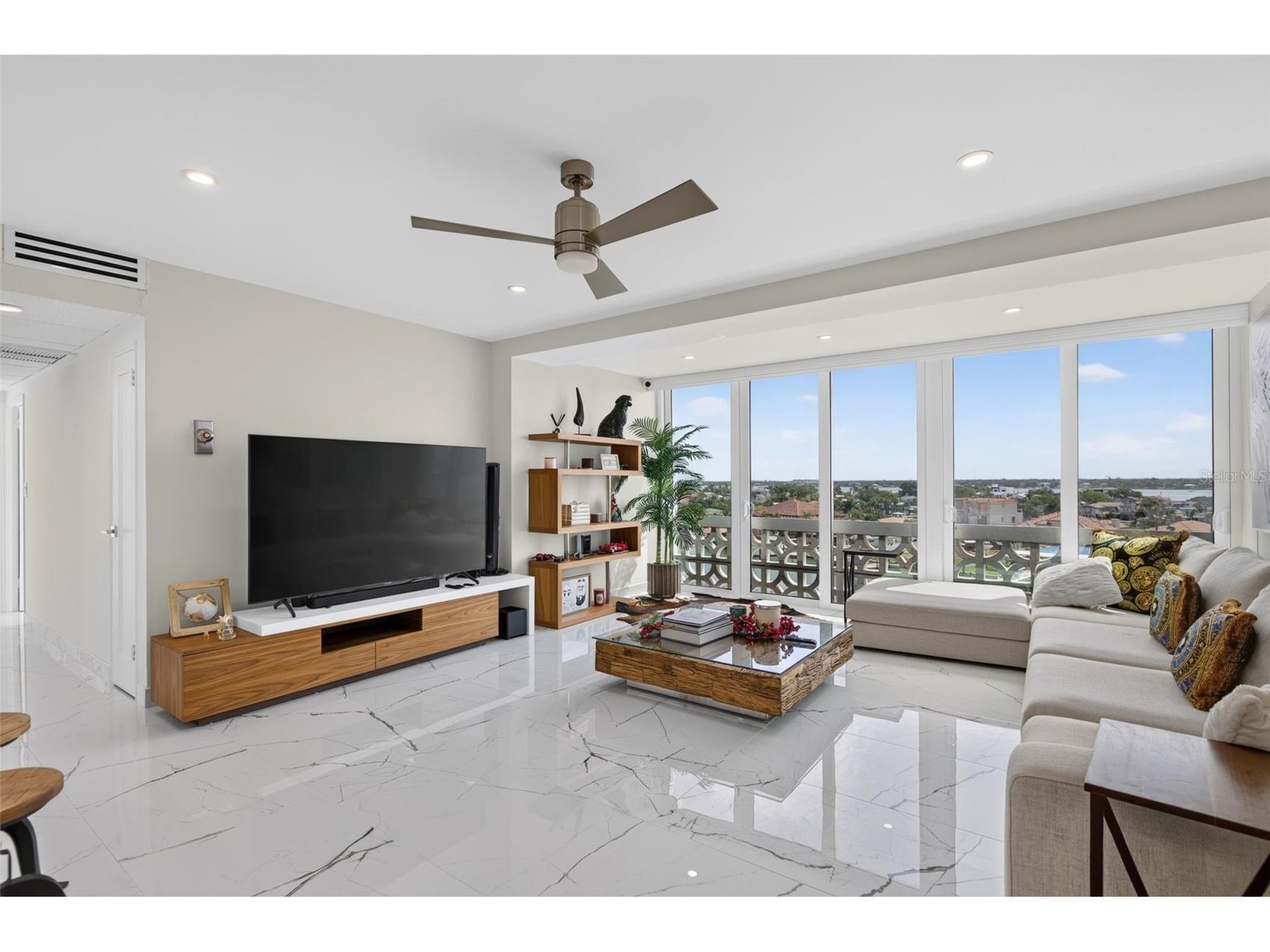 31 Island Way #508 Clearwater Beach FL 33767 TB8526670 image26