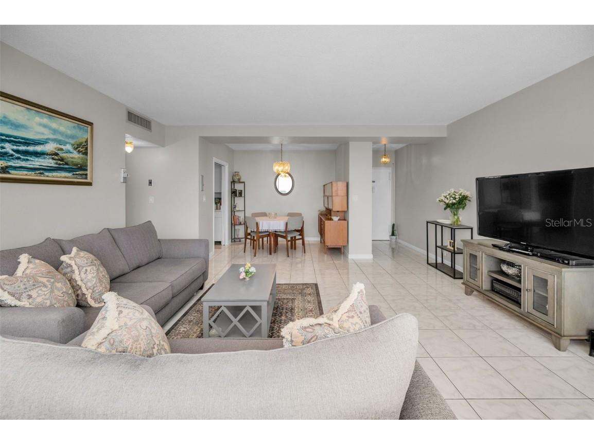 31 Island Way #605 Clearwater Beach FL 33767 TB8432005 image15