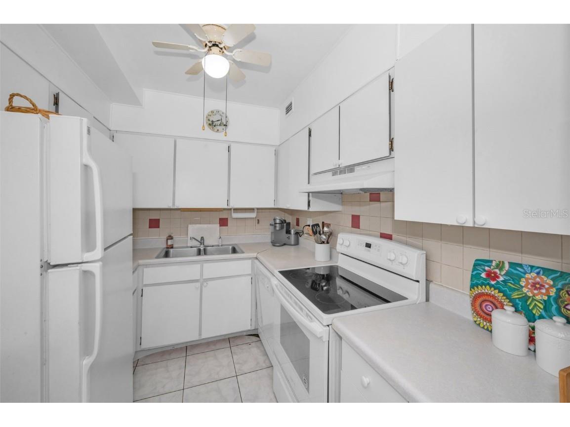 31 Island Way #605 Clearwater Beach FL 33767 TB8432005 image29