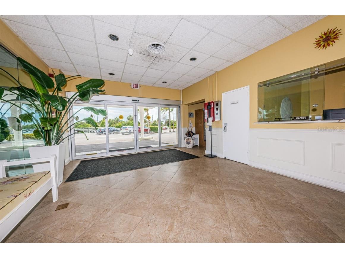 31 Island Way #605 Clearwater Beach FL 33767 TB8432005 image6