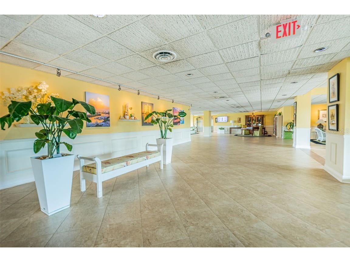 31 Island Way #605 Clearwater Beach FL 33767 TB8432005 image7