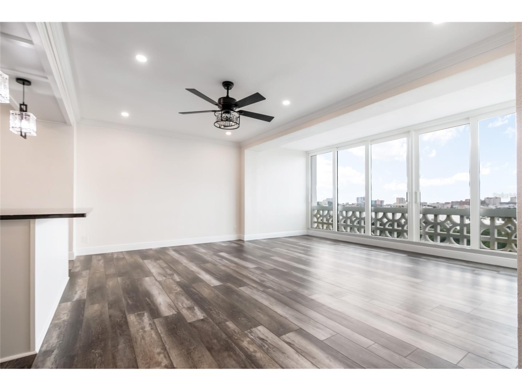 31 Island Way #703 Clearwater Beach FL 33767 TB8452999 image10