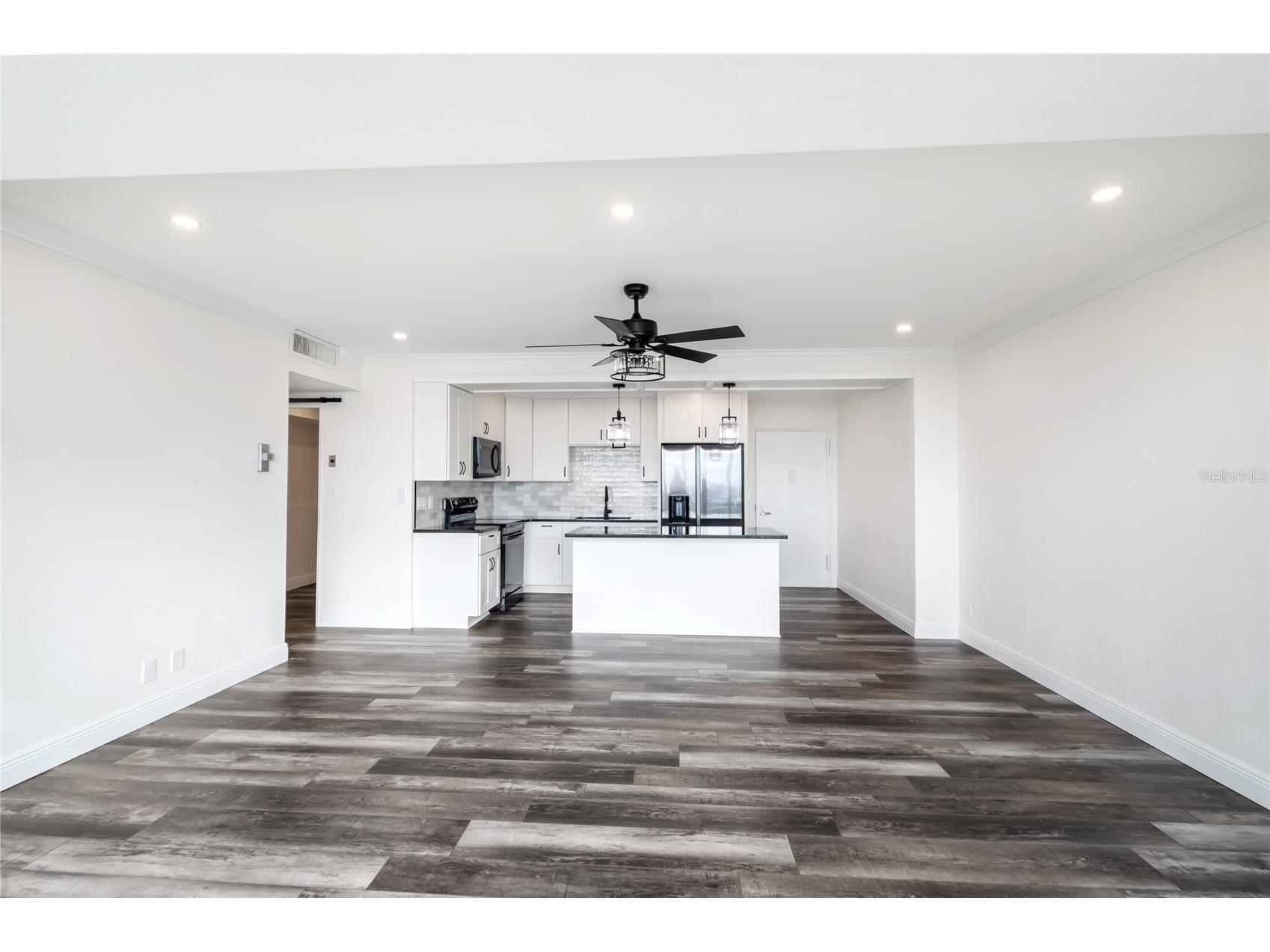 31 Island Way #703 Clearwater Beach FL 33767 TB8452999 image9