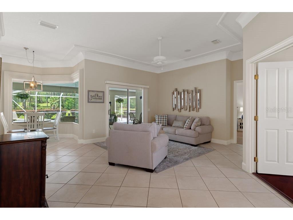 31 Lake Diamond Boulevard Ocala FL 34472 W7885779 image9