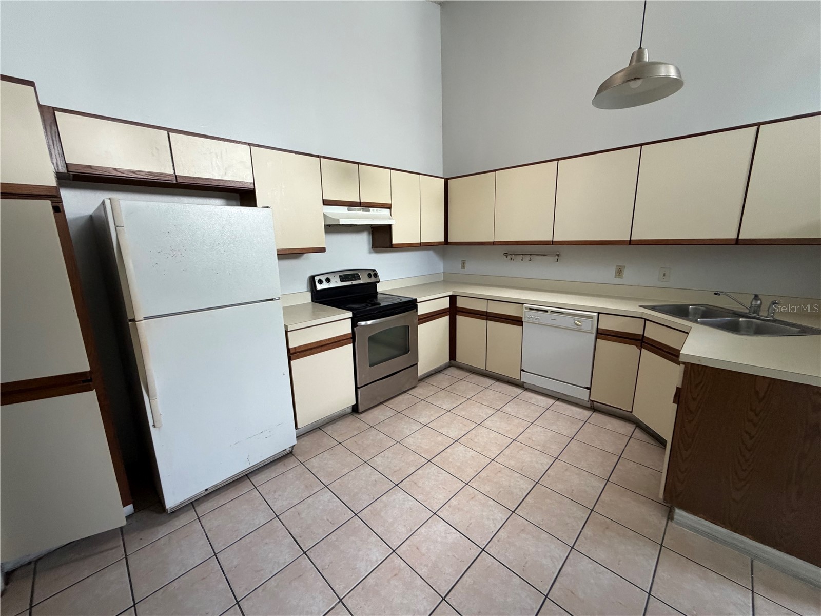 31 Lakepointe Circle Kissimmee FL 34743 O6414376 image10