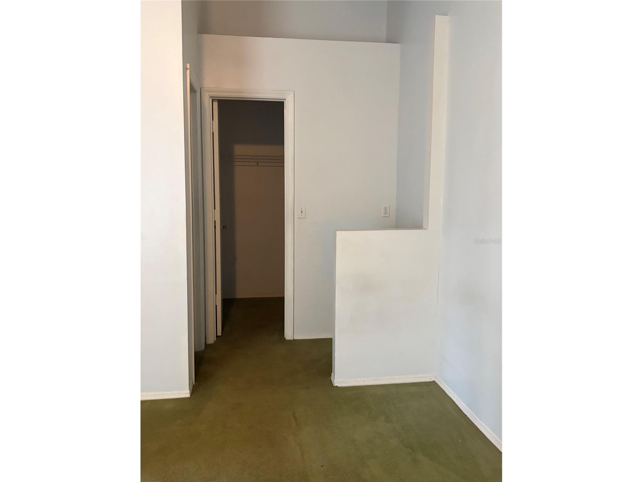 31 Lakepointe Circle Kissimmee FL 34743 O6414376 image18