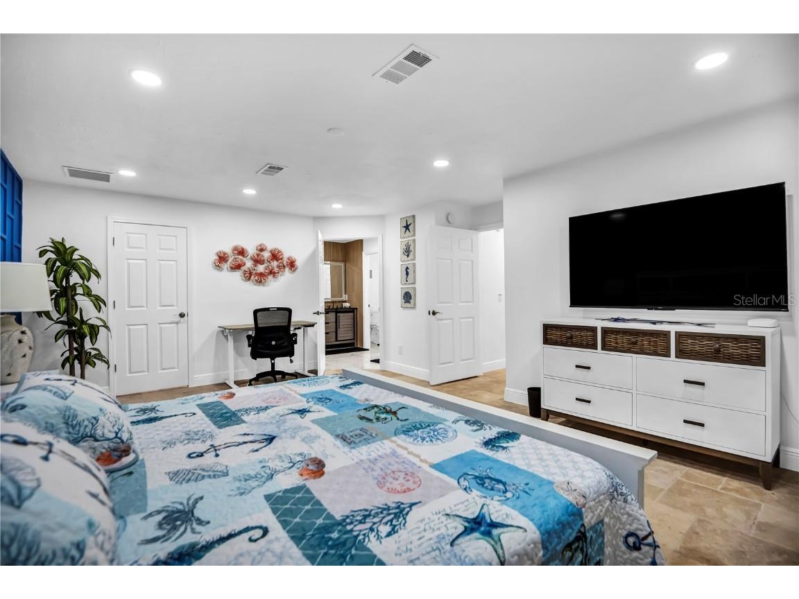 31 Lands End Lane Sarasota FL 34242 A4635483 image35