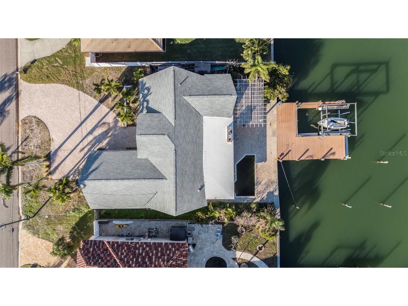 31 Leeward Island Clearwater Beach FL 33767 TB8335698 image1