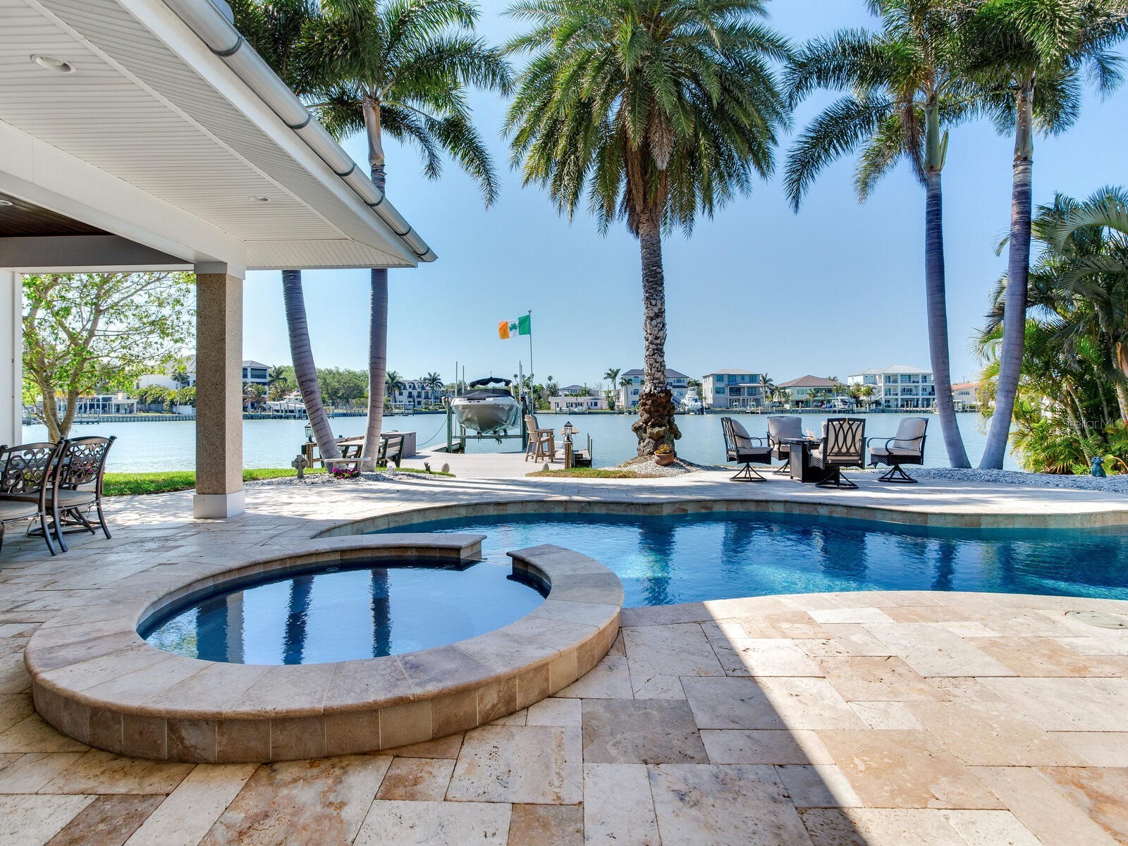 31 N Pine Circle Belleair FL 33756 TB8490335 image2