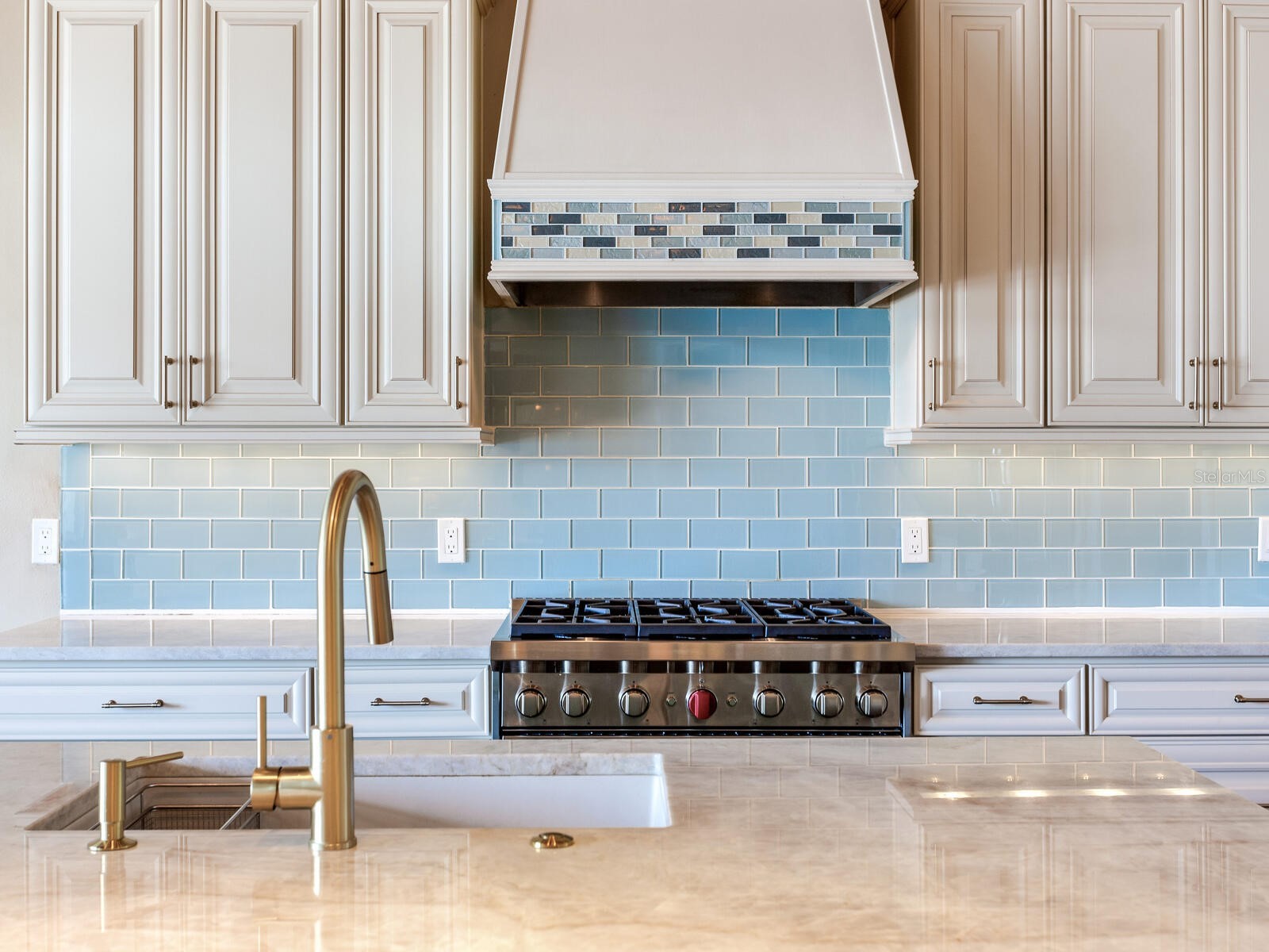 31 N Pine Circle Belleair FL 33756 TB8490335 image35