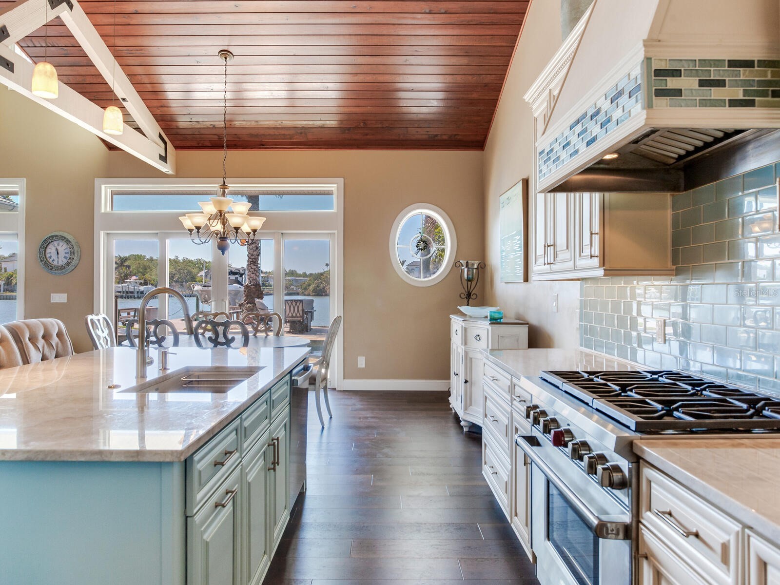 31 N Pine Circle Belleair FL 33756 TB8490335 image36