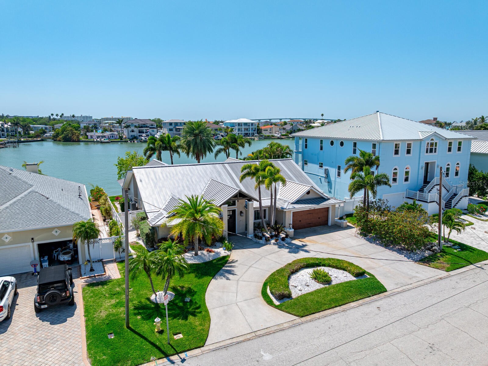 31 N Pine Circle Belleair FL 33756 TB8490335 image69