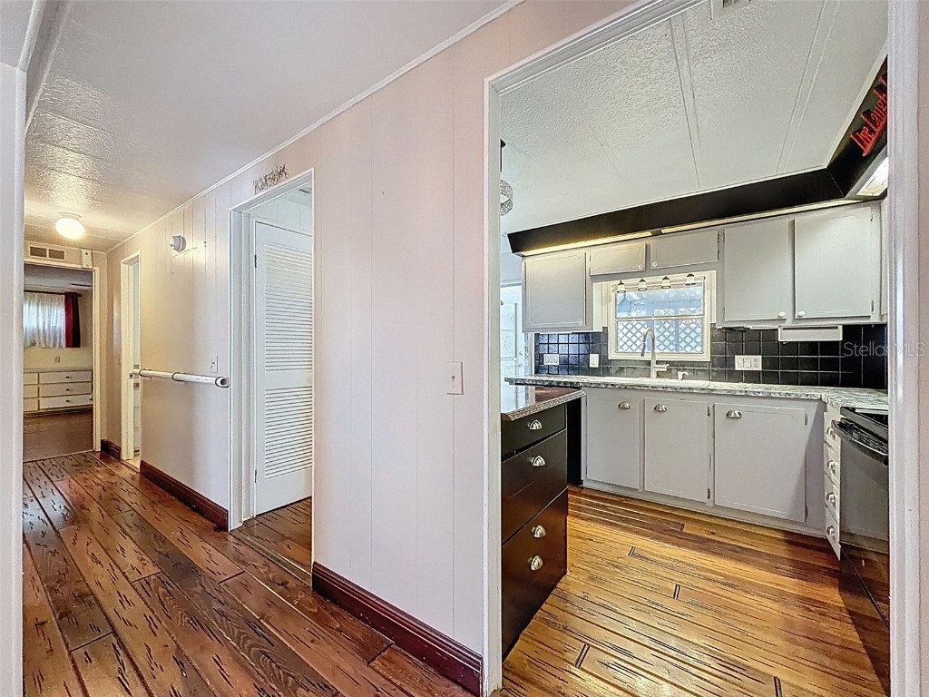 31 New Fawn Court #22 Safety Harbor FL 34695 TB8462128 image16