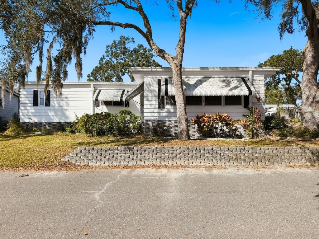 31 New Fawn Court #22 Safety Harbor FL 34695 TB8462128 image8