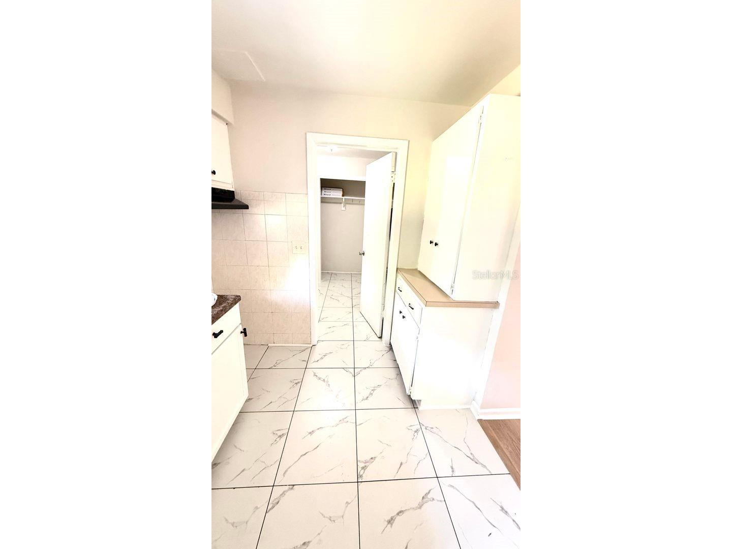 31 S Barbour Street Beverly Hills FL 34465 TB8513201 image6