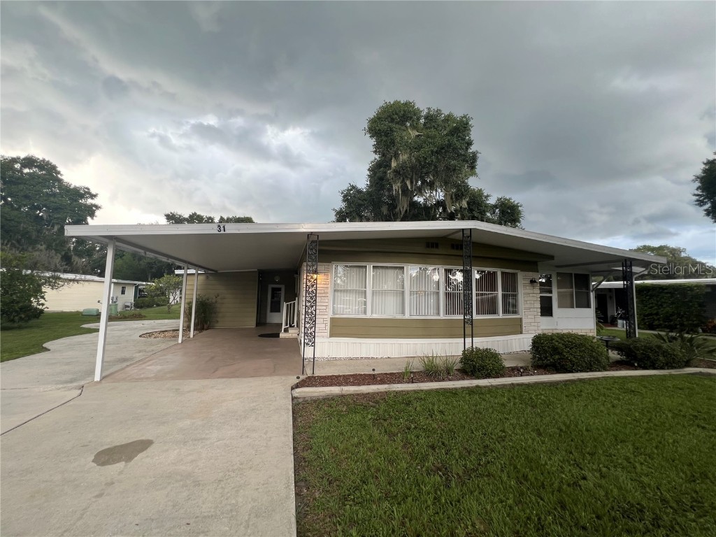 31 S Bobwhite Road Wildwood FL 34785 - LAKE OKAHUMPKA G5085347 image1