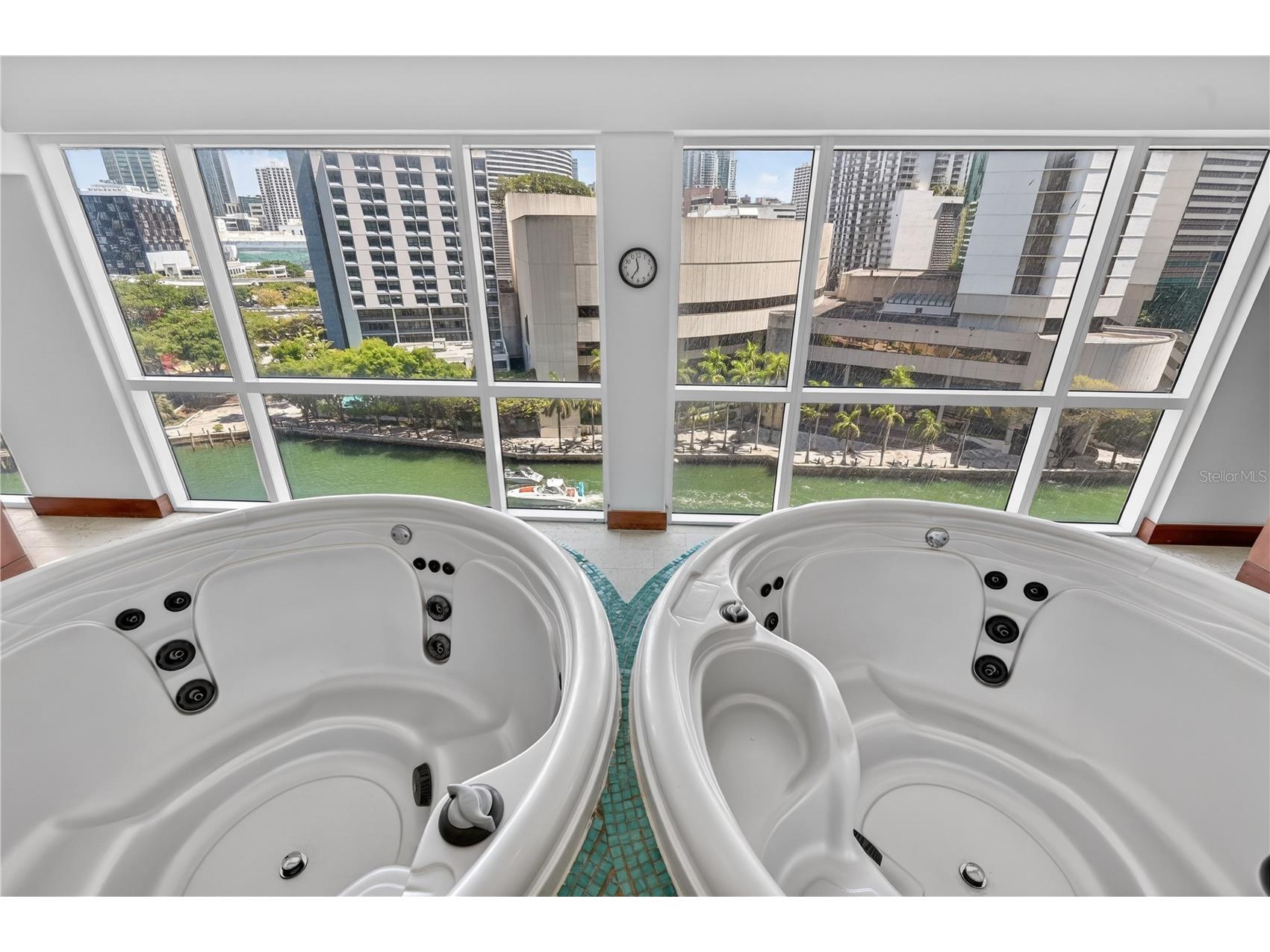31 SE 5th Street #203 Miami FL 33131 - MIAMI RIVER A4695455 image42