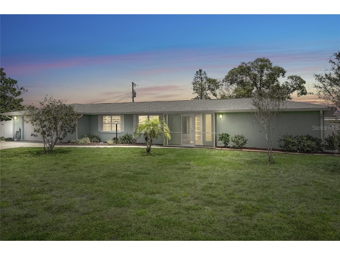 31 Young Avenue Englewood FL 34223 N6132720 image1