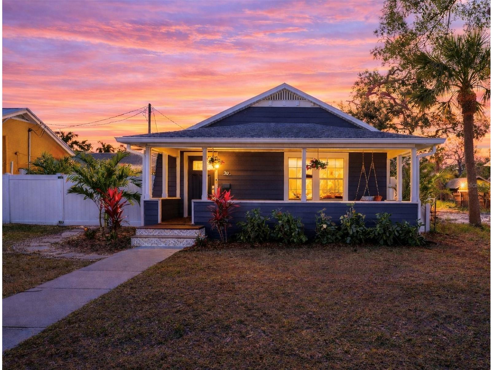 310 20th Avenue S Saint Petersburg FL 33705 TB8465617 image1