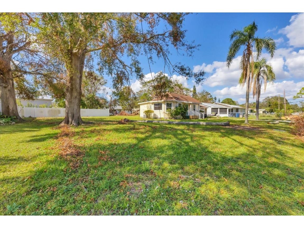 310 41st Street W Bradenton FL 34209 A4627407 image1