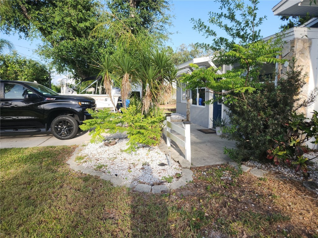 310 4th Ave. Southwest Ruskin FL 33570 TB8400616 image4
