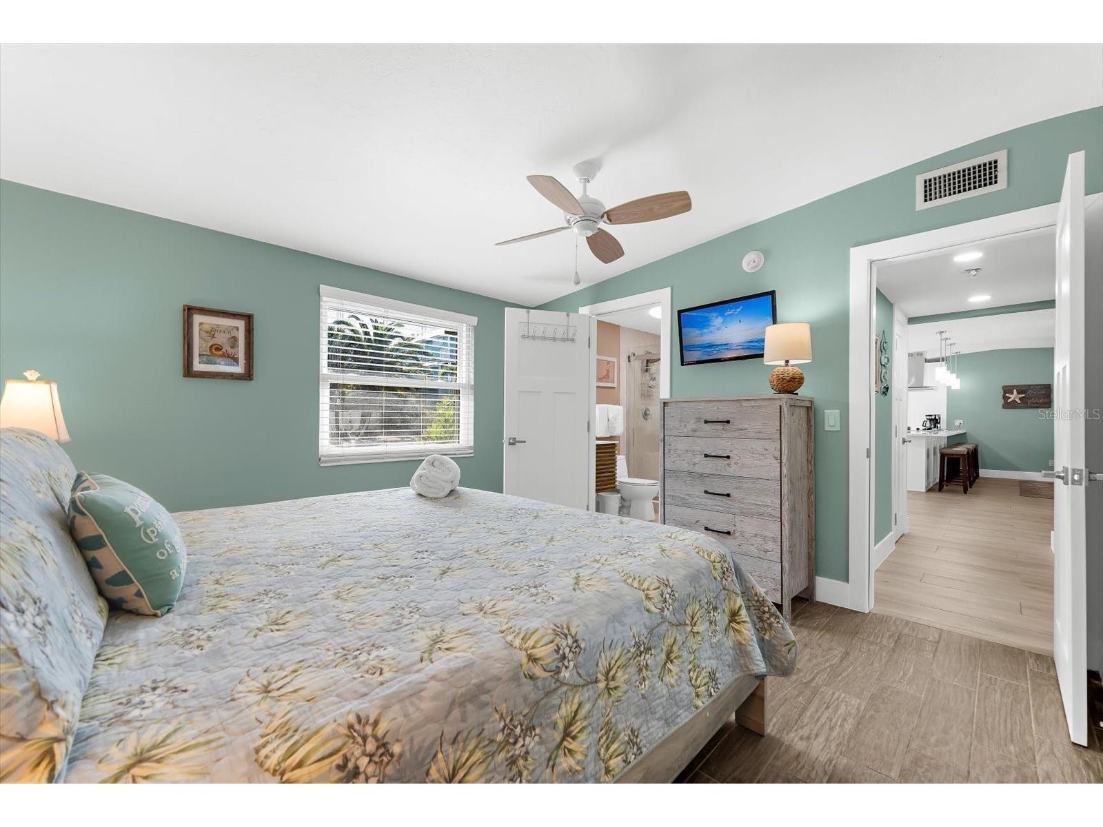 310 66th Street Holmes Beach FL 34217 A4680112 image32